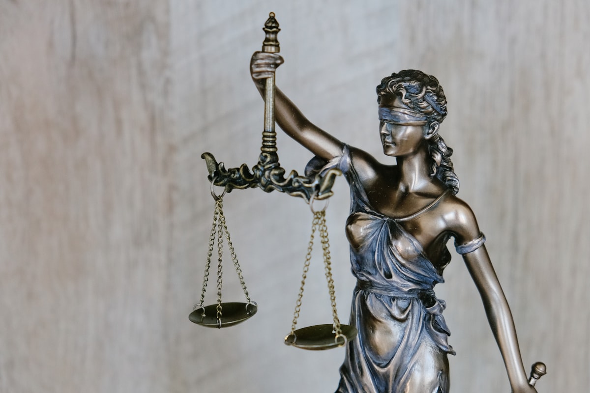 Balance de la justice et bâtiment public